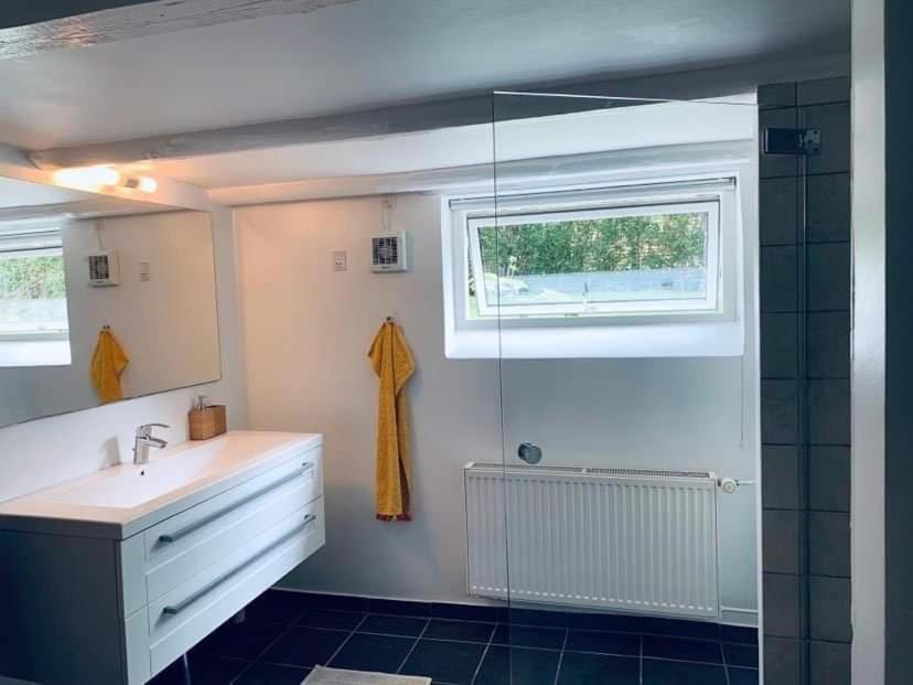 Room In A Danish Cottage With Garden View, 10 Min To Cph ゲントフテ エクステリア 写真